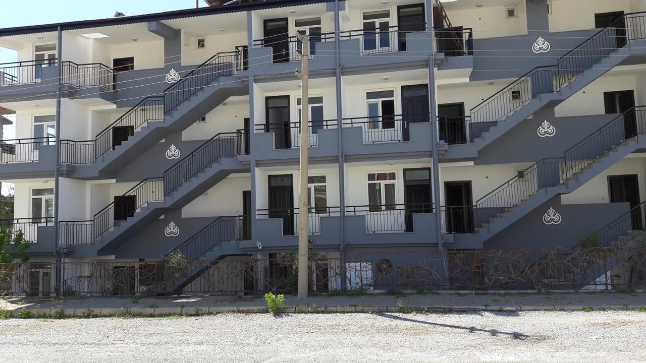 Andros Family Club Side